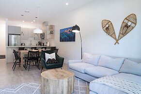 Rustic Retreat by Revelstoke Vacations