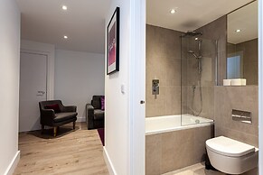 Modern Apartment in Manchester, Sleep 4