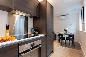 Modern Apartment in Manchester, Sleep 4