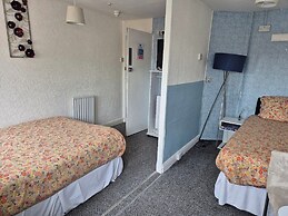 Glendor Hotel