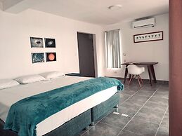 Hotelier Home