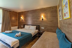 Kazbegi Cottages