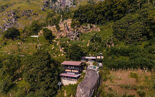 Ella Deck Resort