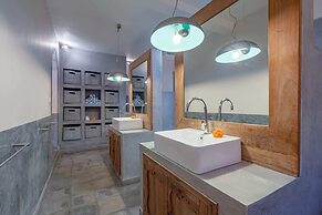 Villa Tap