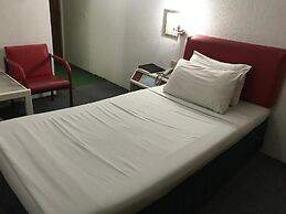 Hotel Razmoni Isha Kha International