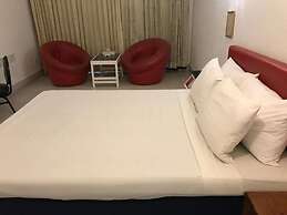 Hotel Razmoni Isha Kha International