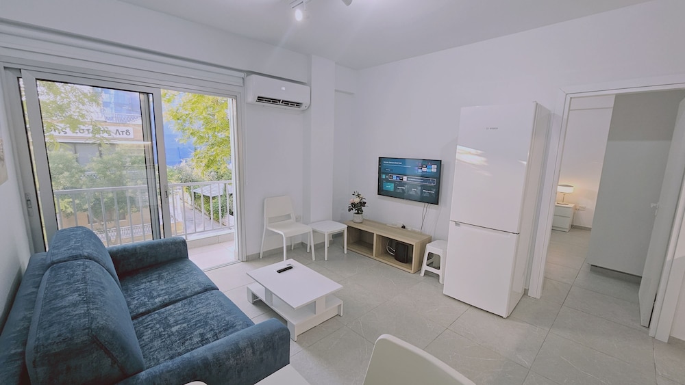 145 NIC - Stay Historia Apartment
