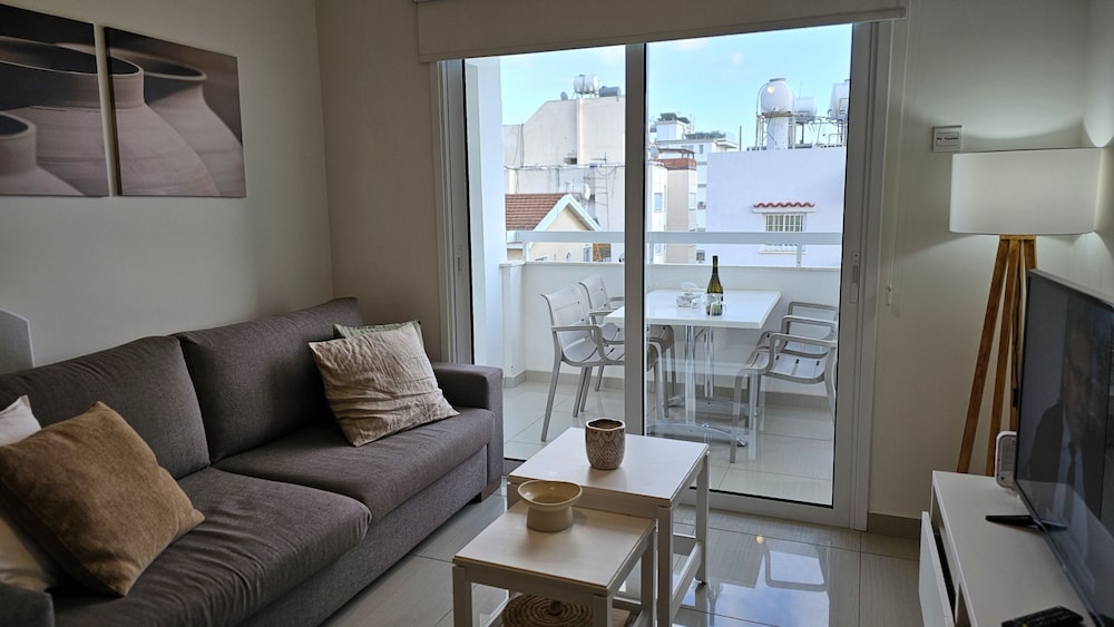 138 LCA - Stay Amphora Apartment