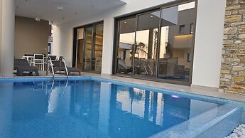 146 3 AN - Stay Oasis Luxury Villa