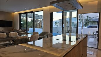 146 3 AN - Stay Oasis Luxury Villa