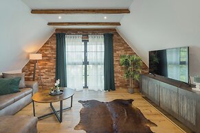 MK Apartments