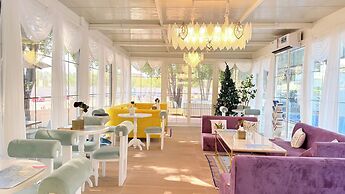 Boutique Hotel