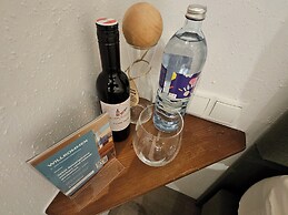 No1 - Flo's Rooms & Breakfast