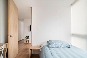 Uhaus 704