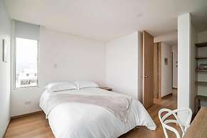 Uhaus 704