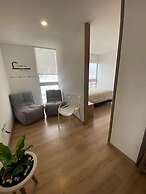 Uhaus 704