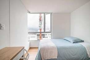 Uhaus 704