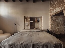 Aisha Hotel
