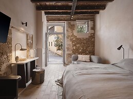 Aisha Hotel