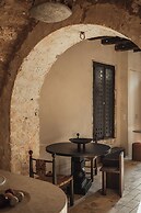 Aisha Hotel