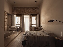 Aisha Hotel