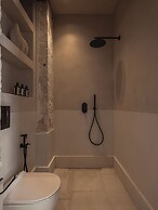 Aisha Hotel