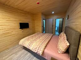 Nirvana Suite Hotel