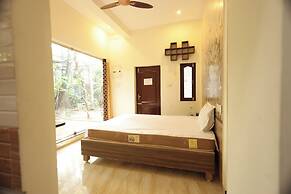 AuraBay Resorts