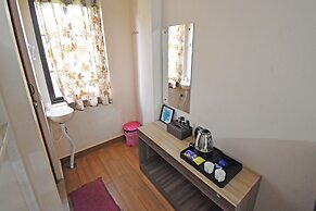 AuraBay Resorts