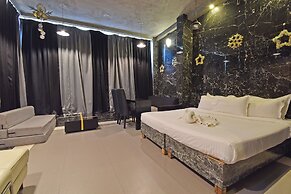 AuraBay Resorts
