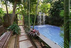 AuraBay Resorts