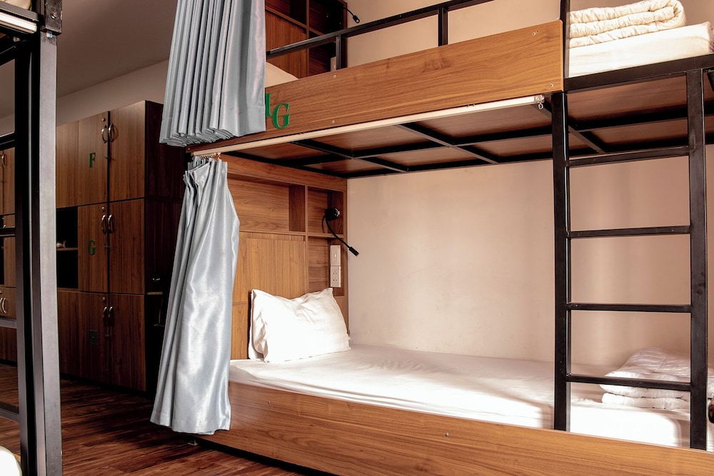Group Nest Hotel