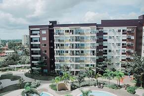 Avida Prime Suite with 3Bededrooms No.35