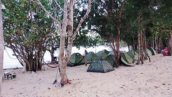 Plankton Bungalow and Camping