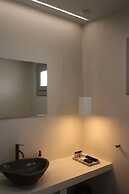 Airy suites santorini