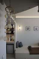 Airy suites santorini