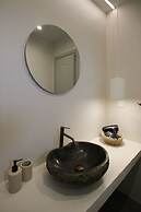 Airy suites santorini