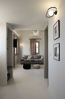 Airy suites santorini