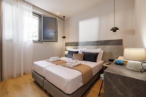 Jolly Suites