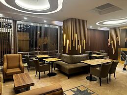 Royal Escape Hotel