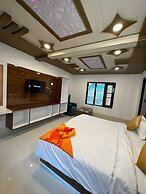 Shabnam Resort