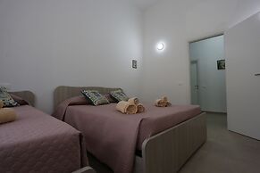 CASA FERRANTE SRLS