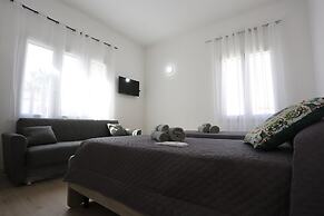 CASA FERRANTE SRLS