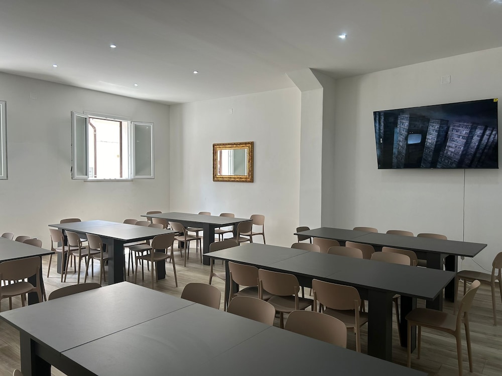 CASA FERRANTE SRLS