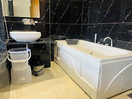 Hotel Royal Empire