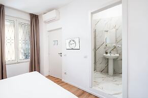 Elysium Suites Colosseo
