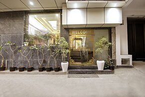 Hotel Armani Suites