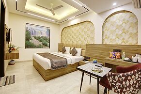 Hotel Armani Suites
