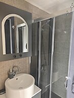 TİNY MİNİ HOUSE