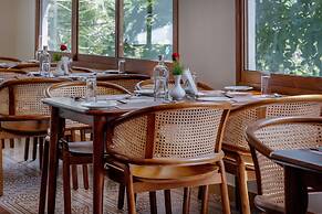 LE MONTFORT RESORT